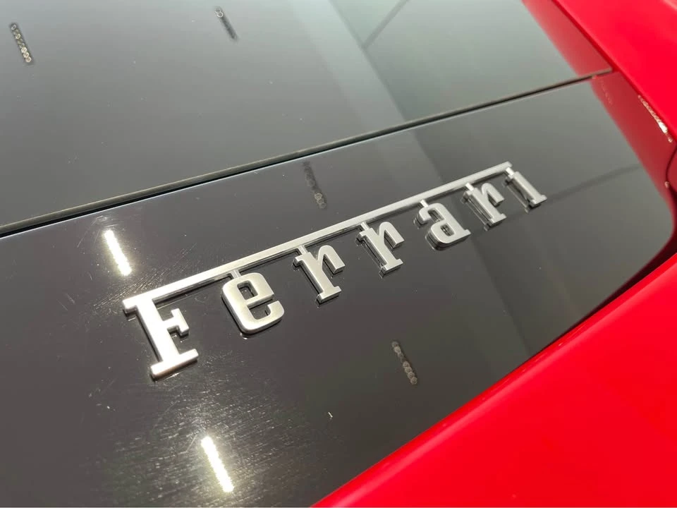 2018 Ferrari 488 GTB - Image 8 of 11