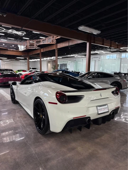 2018 Ferrari 488 GTB - Image 6 of 8