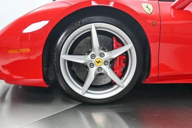 2018 Ferrari - Image 4 of 25