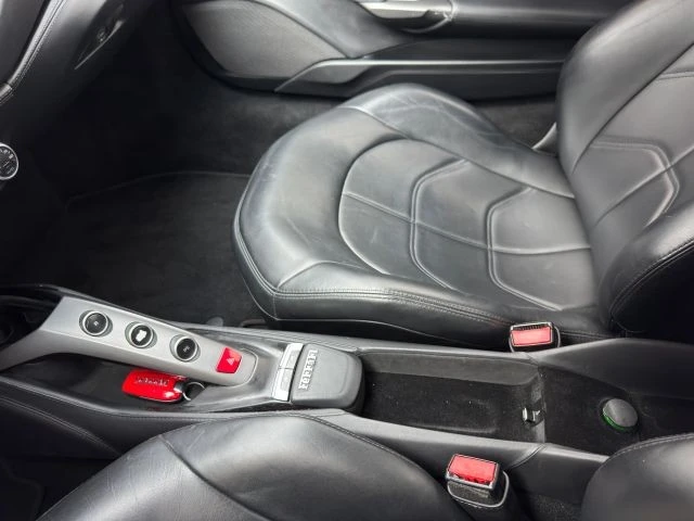 2018 Ferrari 488 GTB - Image 17 of 21