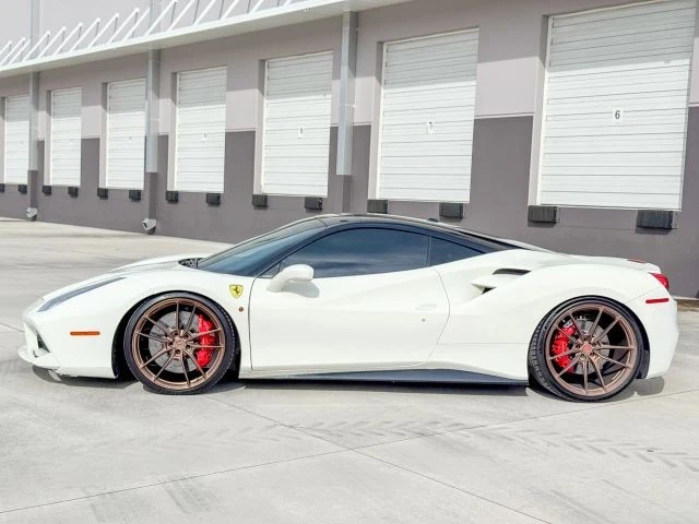 2018 Ferrari 488 GTB - Image 3 of 12