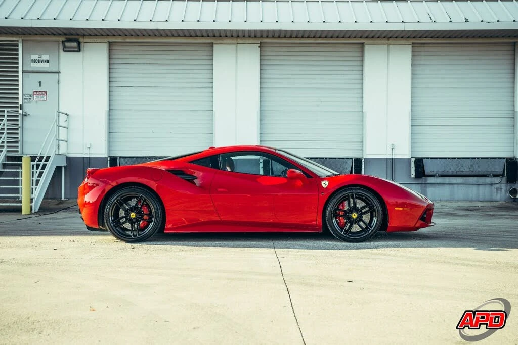 2018 Ferrari 488 GTB - Image 17 of 31