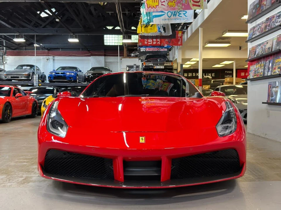 2018 Ferrari 488 GTB - Image 2 of 31