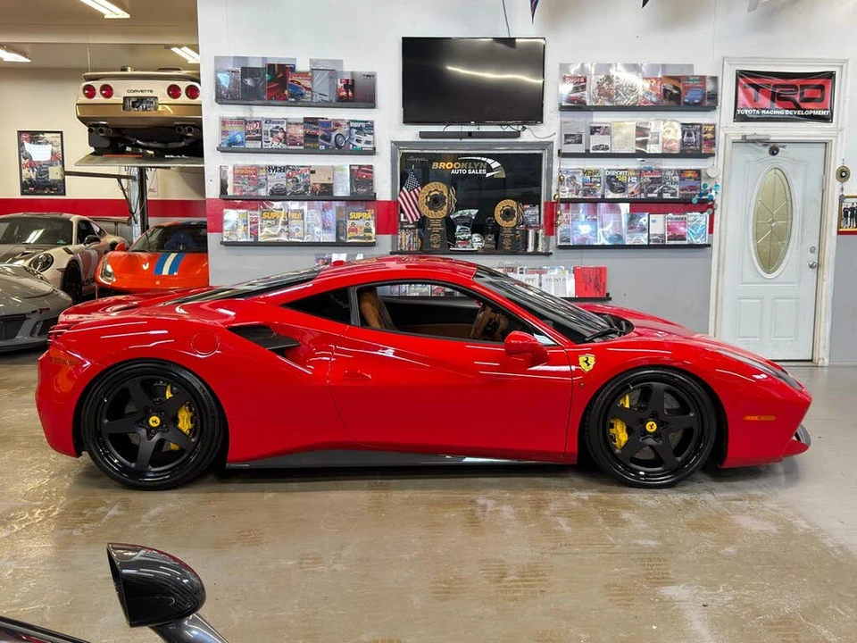 2018 Ferrari 488 GTB - Image 5 of 31