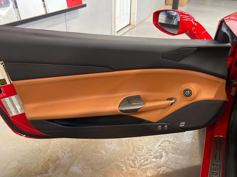 2018 Ferrari 488 GTB - Image 26 of 31