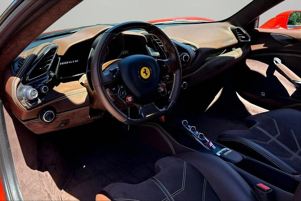 2018 Ferrari 488 GTB - Image 15 of 31