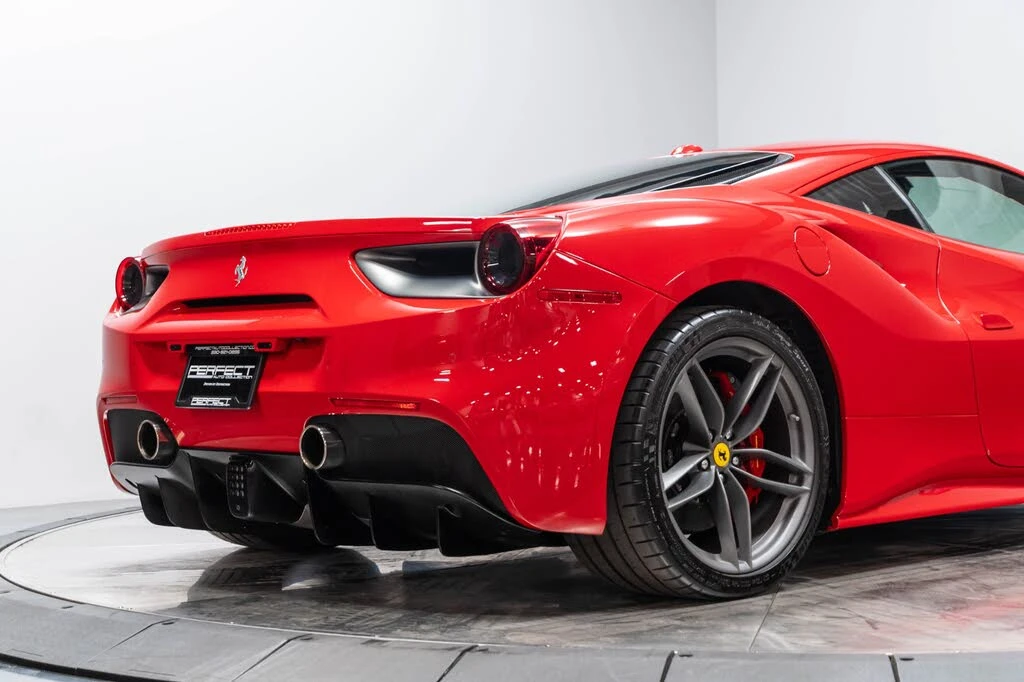 2018 Ferrari 488 GTB - Image 19 of 31