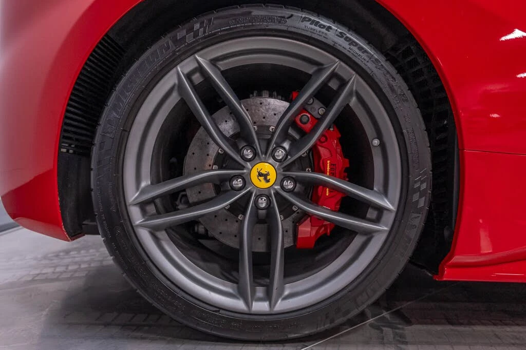 2018 Ferrari 488 GTB - Image 22 of 31