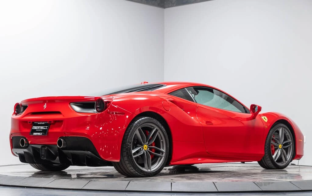 2018 Ferrari 488 GTB - Image 18 of 31