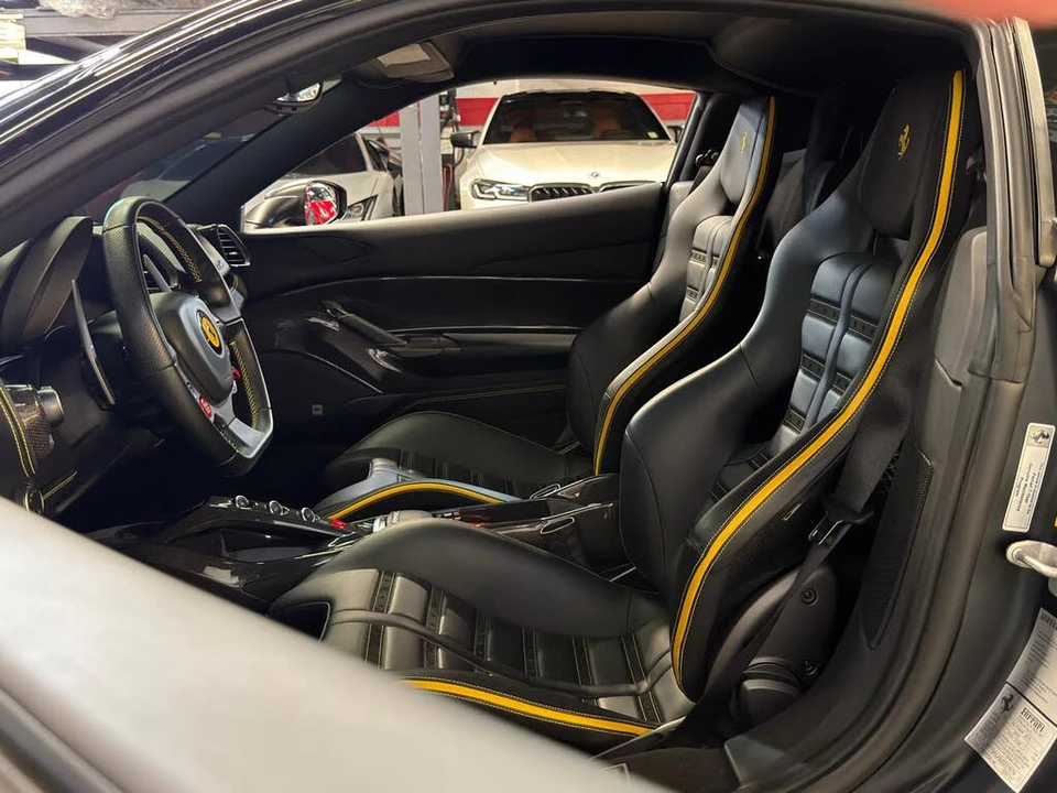 2018 Ferrari 488 GTB - Image 24 of 31