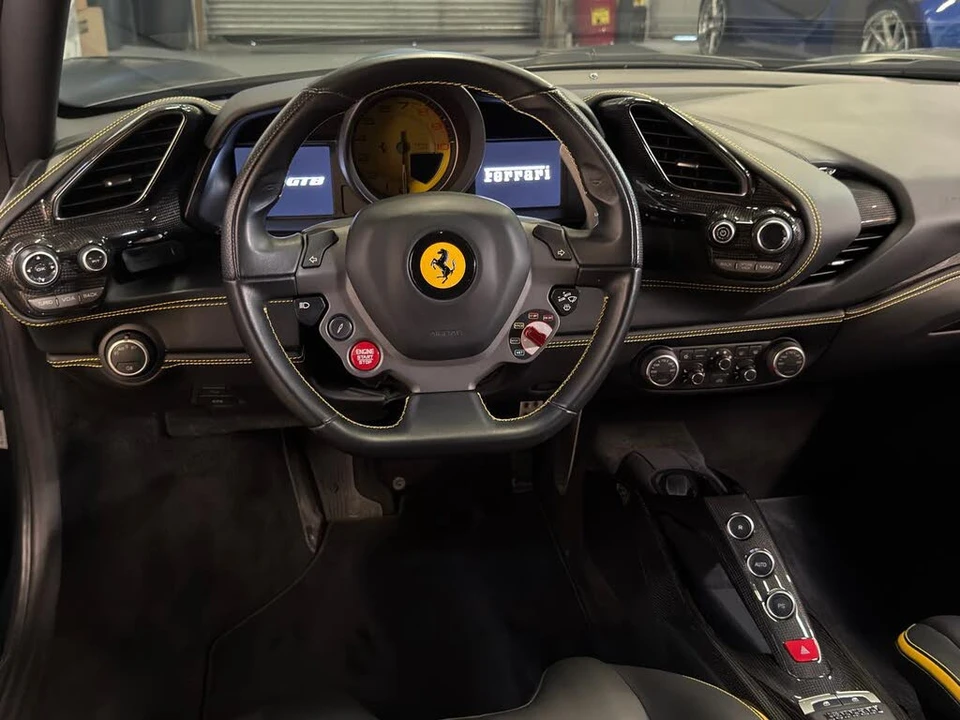 2018 Ferrari 488 GTB - Image 23 of 31