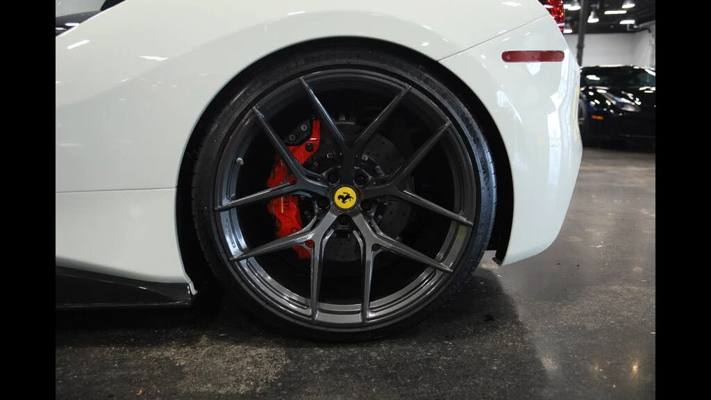 2018 Ferrari 488 GTB - Image 13 of 31