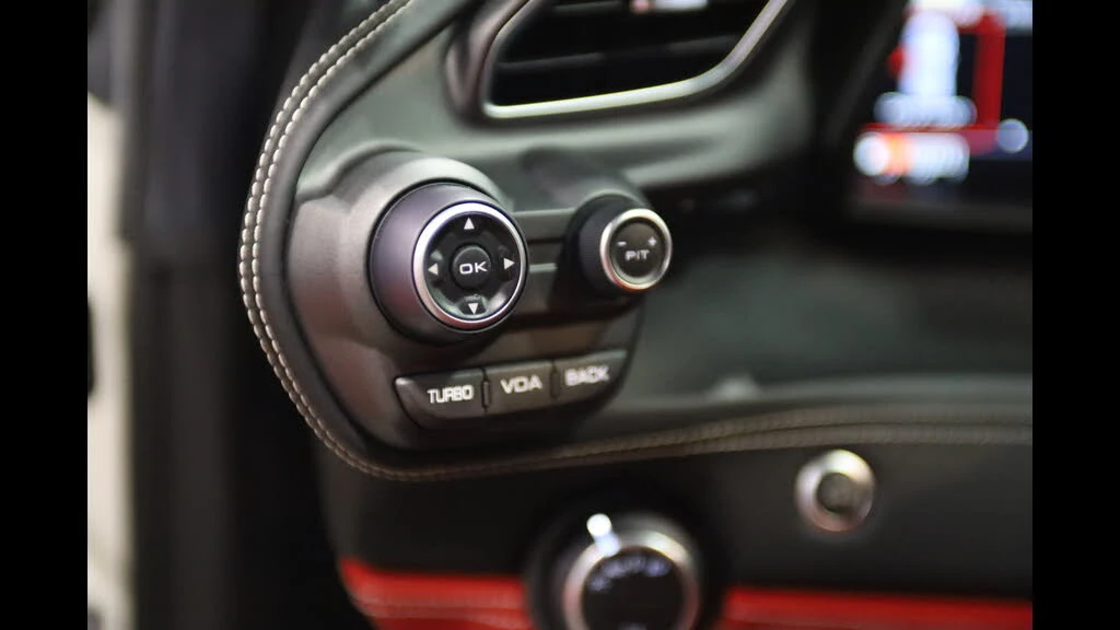 2018 Ferrari 488 GTB - Image 20 of 31