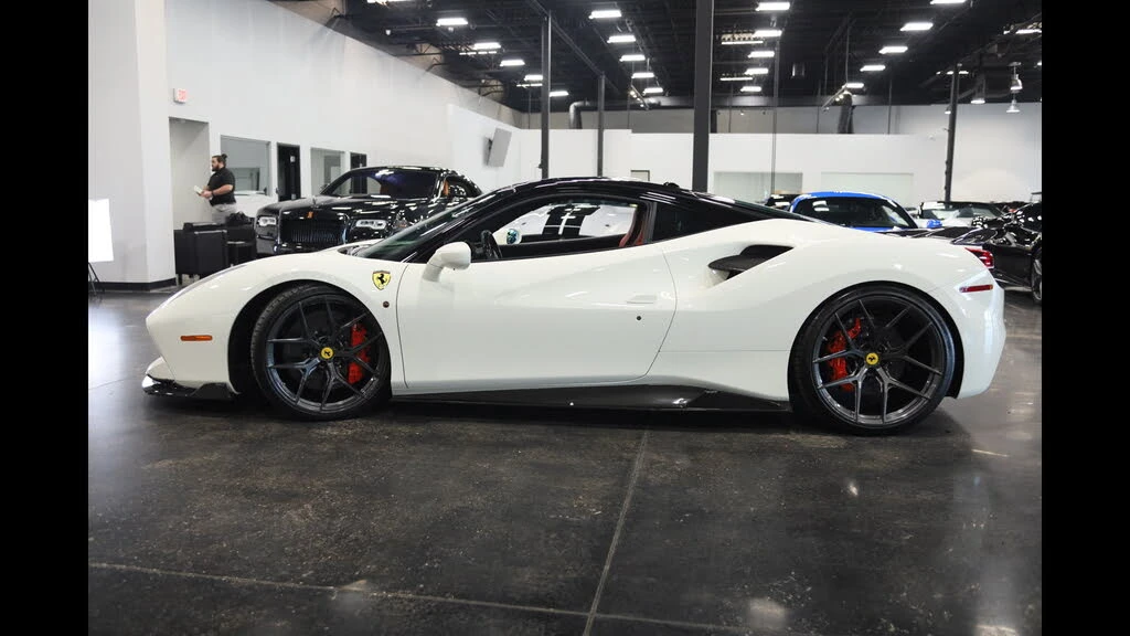 2018 Ferrari 488 GTB - Image 10 of 31