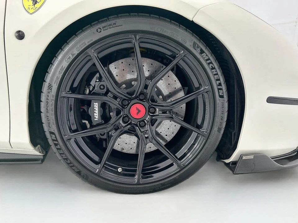 2018 Ferrari 488 GTB - Image 27 of 31