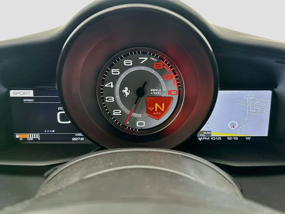 2018 Ferrari 488 GTB - Image 29 of 31