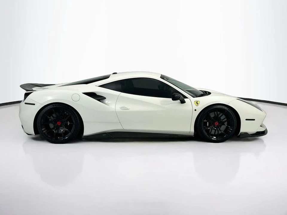2018 Ferrari 488 GTB - Image 4 of 31