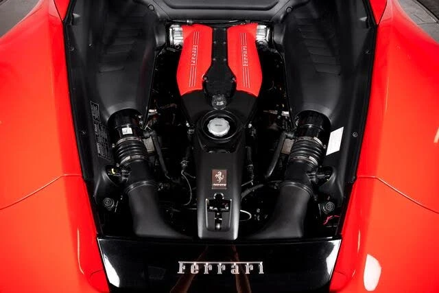 2018 Ferrari 488 GTB - Image 9 of 31