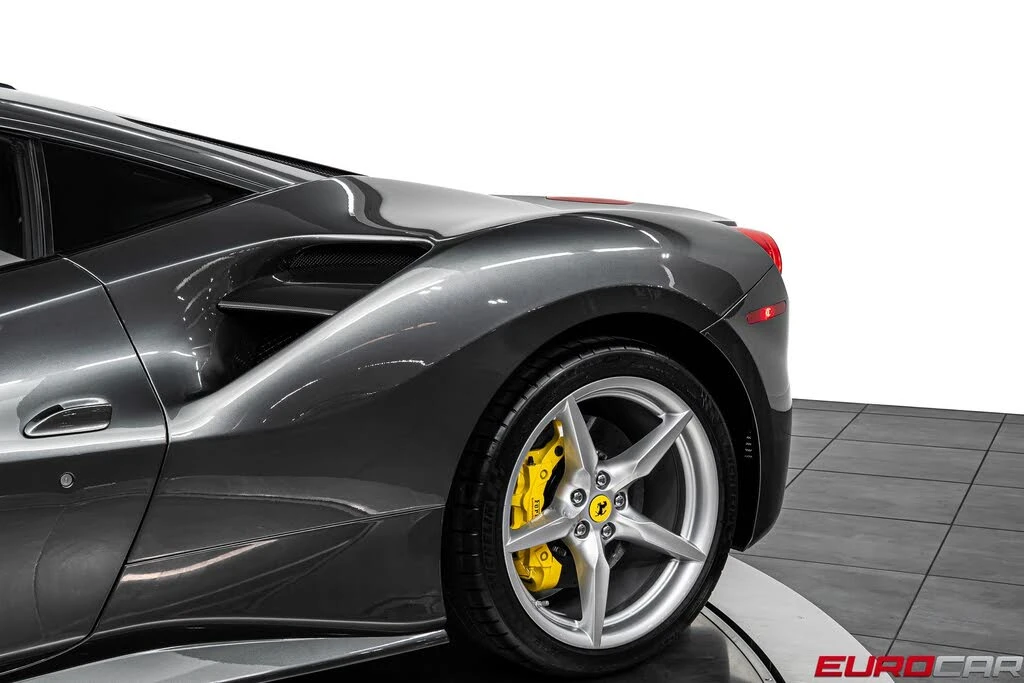 2018 Ferrari 488 GTB - Image 15 of 31