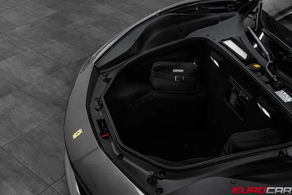 2018 Ferrari 488 GTB - Image 10 of 31