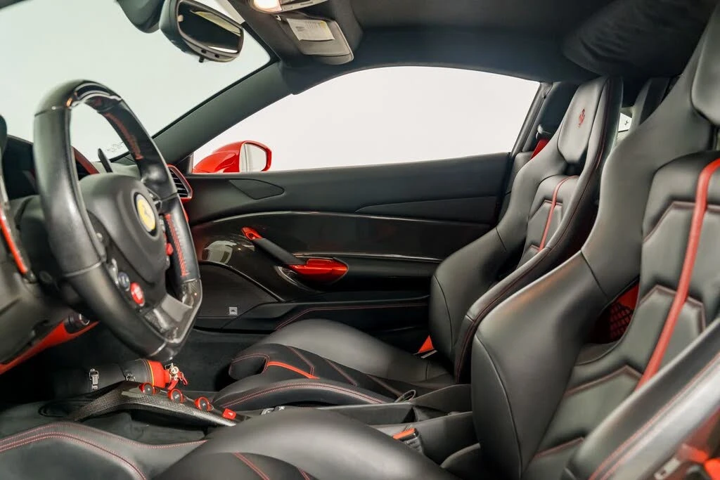 2018 Ferrari 488 GTB - Image 17 of 31