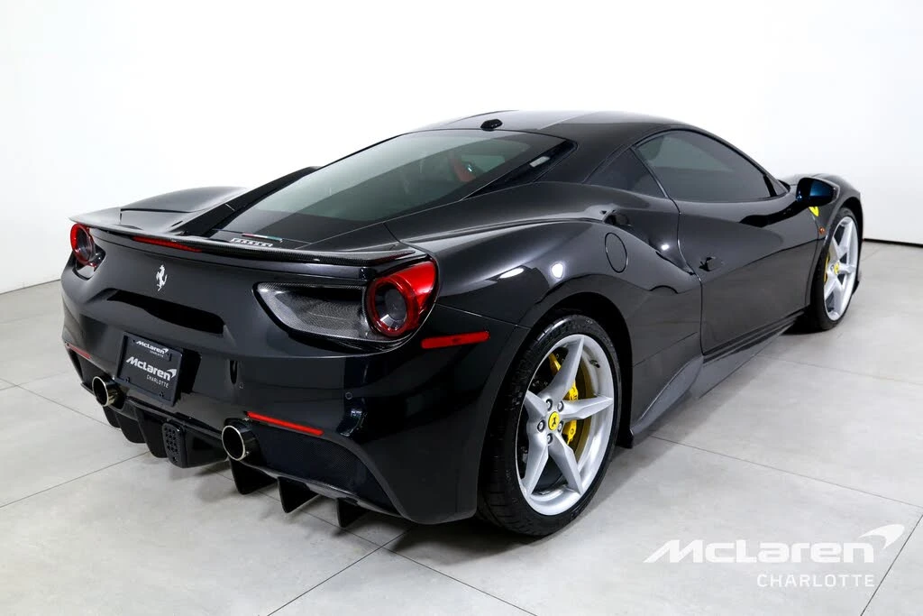 2018 Ferrari 488 GTB - Image 8 of 31