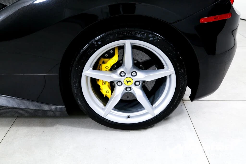 2018 Ferrari 488 GTB - Image 29 of 31