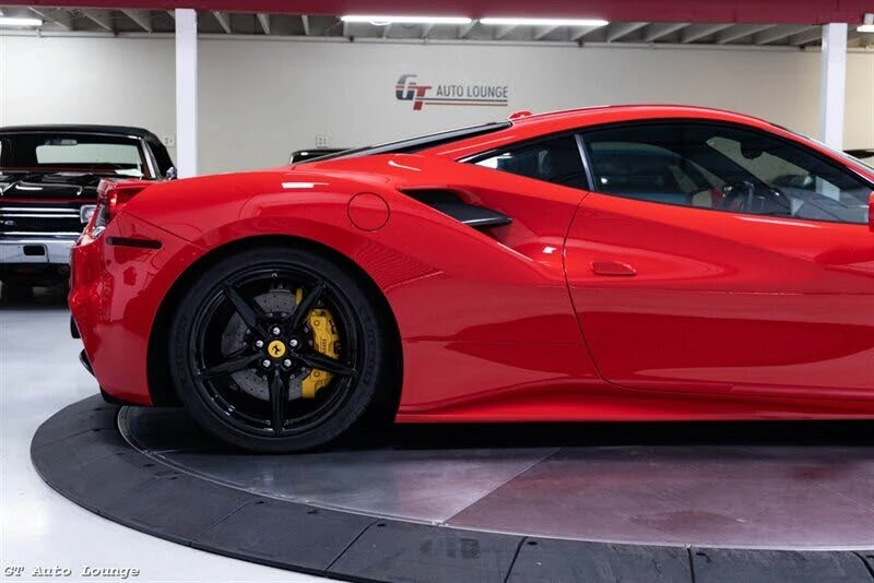 2018 Ferrari 488 GTB - Image 11 of 31