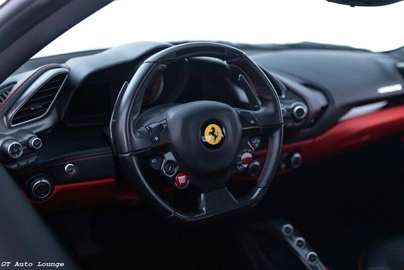 2018 Ferrari 488 GTB - Image 28 of 31