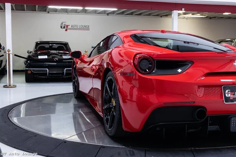2018 Ferrari 488 GTB - Image 15 of 31