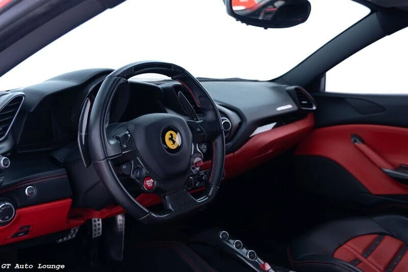 2018 Ferrari 488 GTB - Image 25 of 31