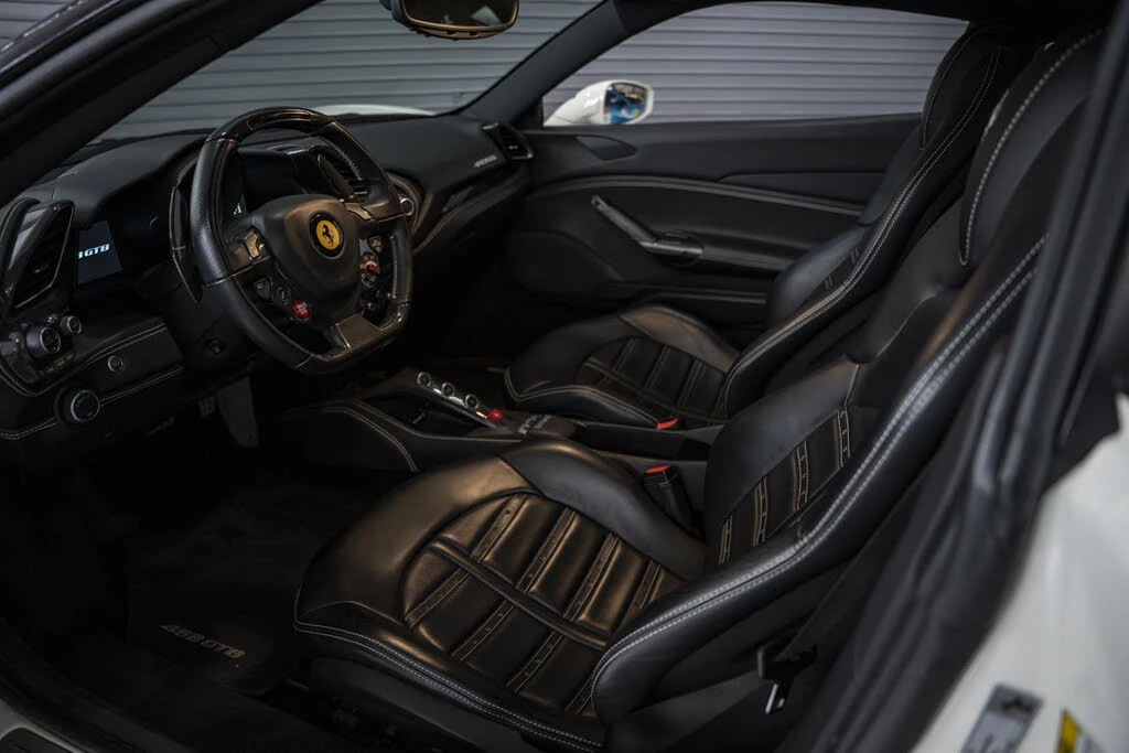 2018 Ferrari 488 GTB - Image 26 of 31