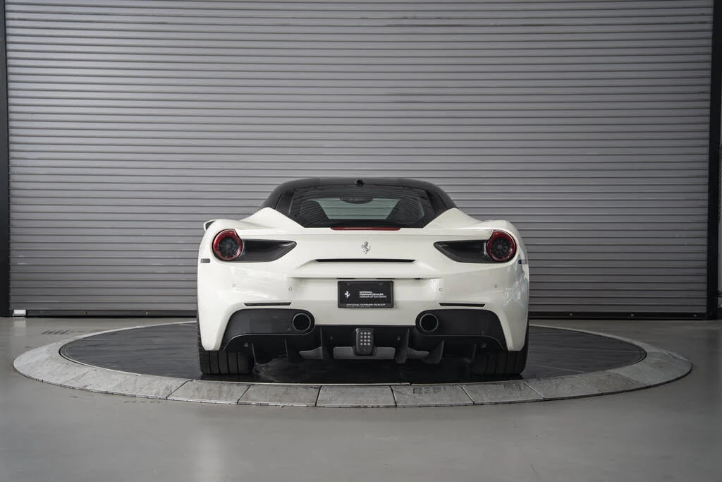 2018 Ferrari 488 GTB - Image 4 of 31