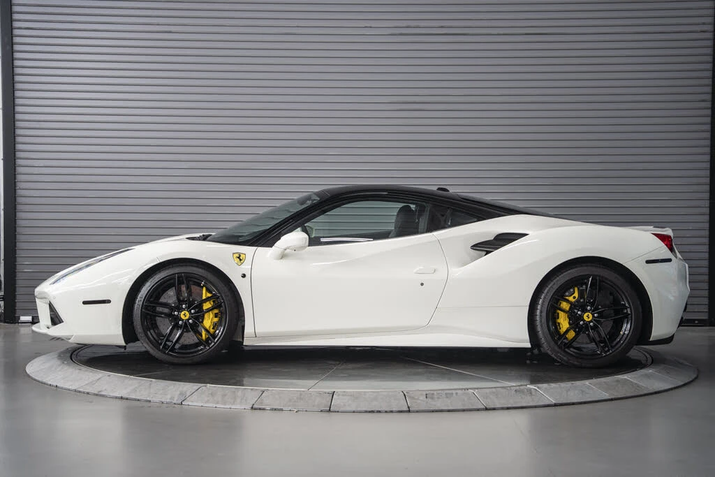 2018 Ferrari 488 GTB - Image 2 of 31