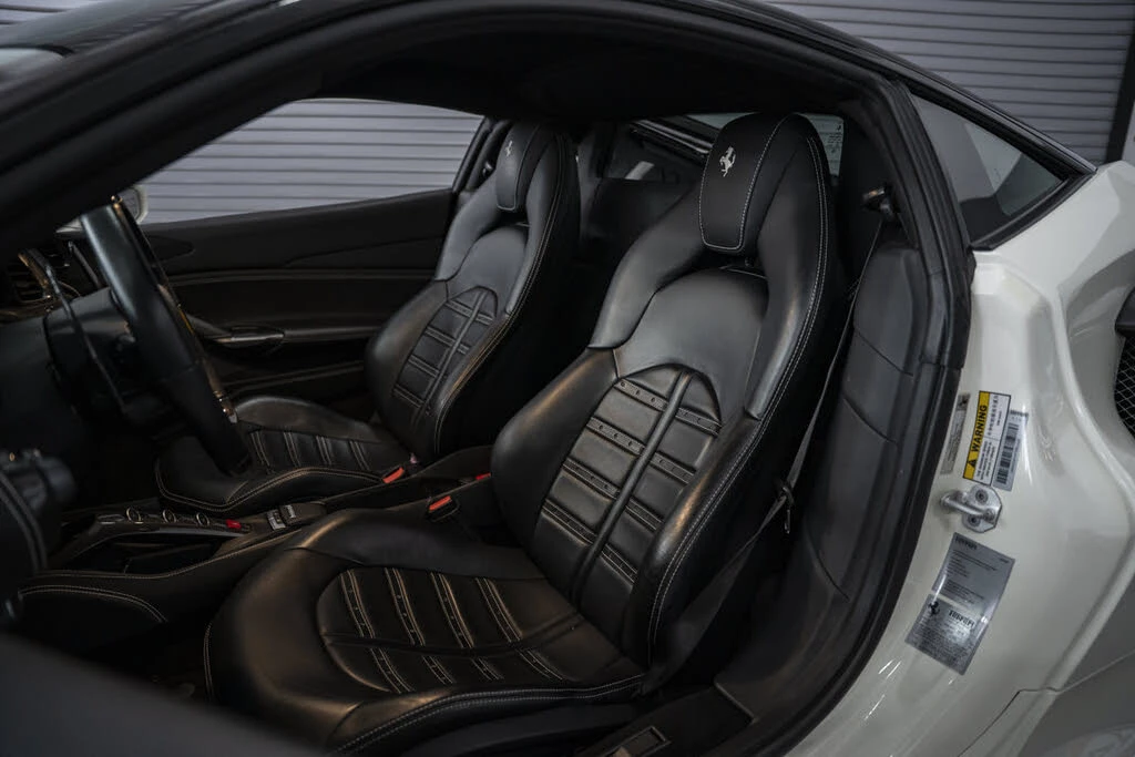 2018 Ferrari 488 GTB - Image 24 of 31