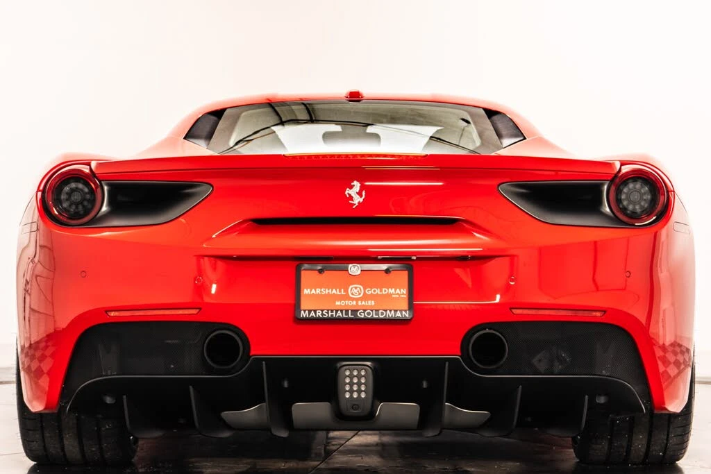 2018 Ferrari 488 GTB - Image 8 of 31
