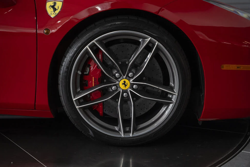 2018 Ferrari 488 GTB - Image 17 of 31