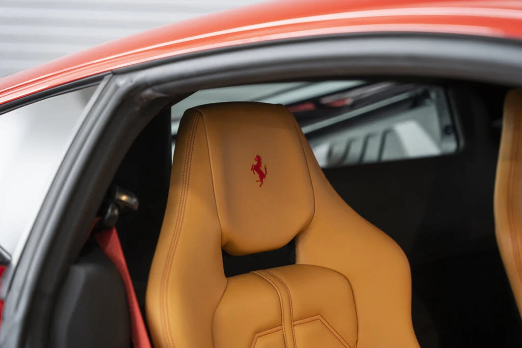 2018 Ferrari 488 GTB - Image 28 of 31