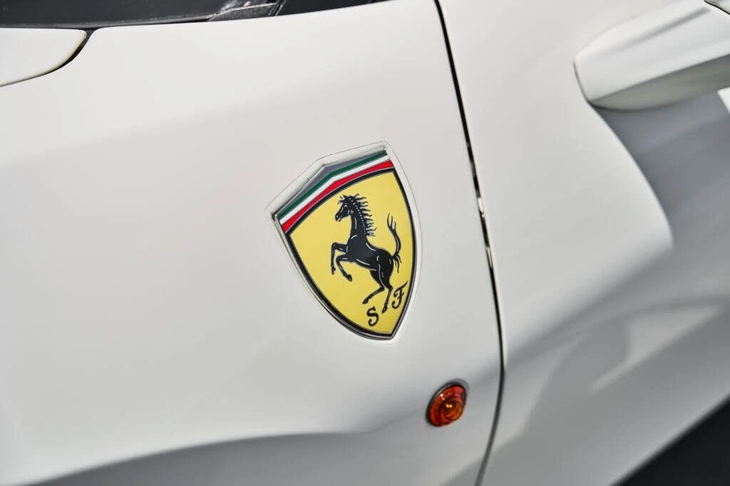 2018 Ferrari 488 GTB - Image 8 of 31