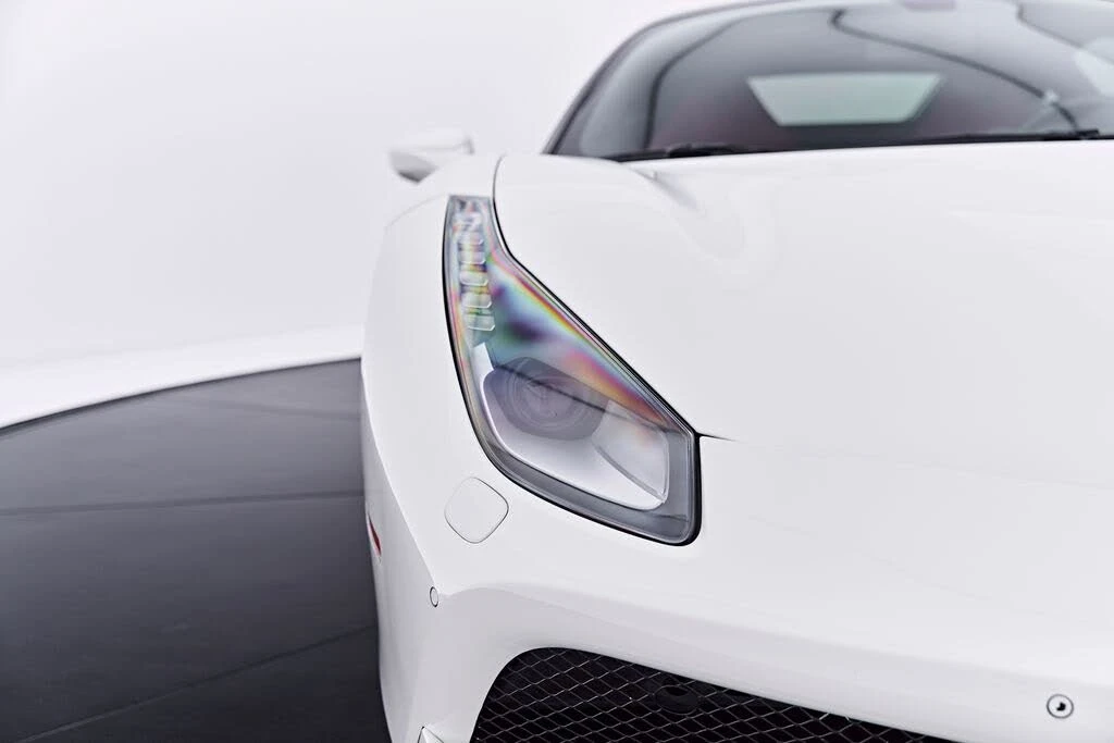 2018 Ferrari 488 GTB - Image 25 of 31