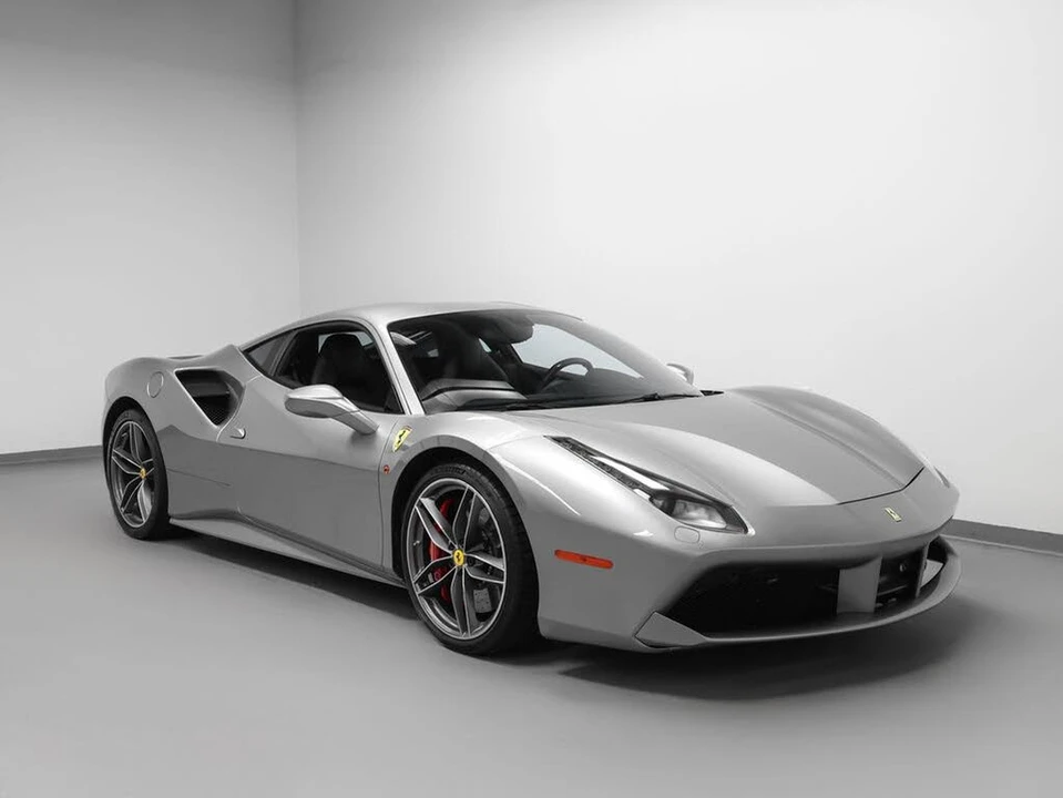 2018 Ferrari 488 GTB - Image 17 of 31