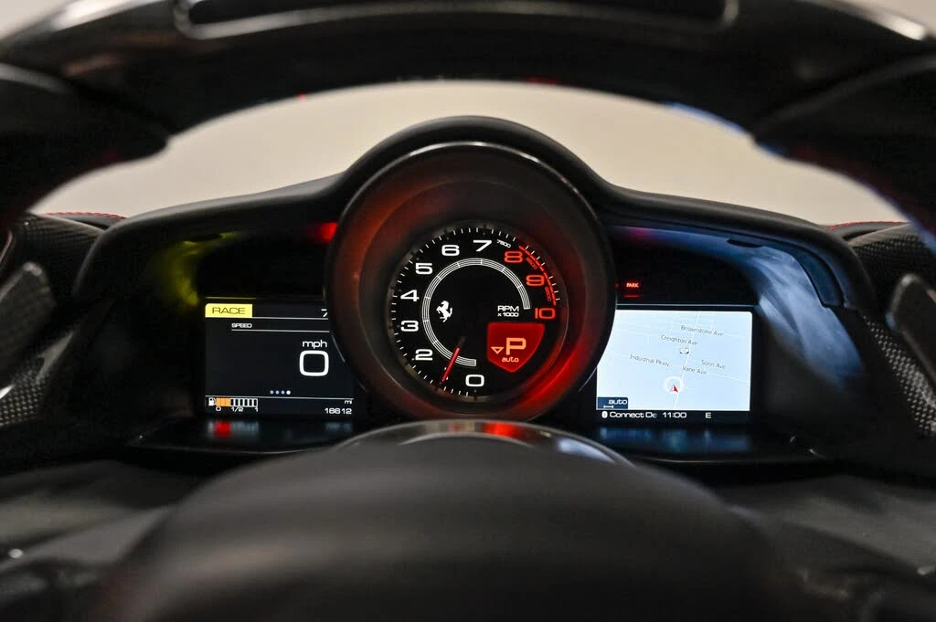 2018 Ferrari 488 GTB - Image 9 of 31