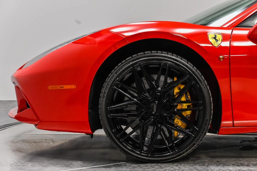2018 Ferrari 488 GTB - Image 13 of 31