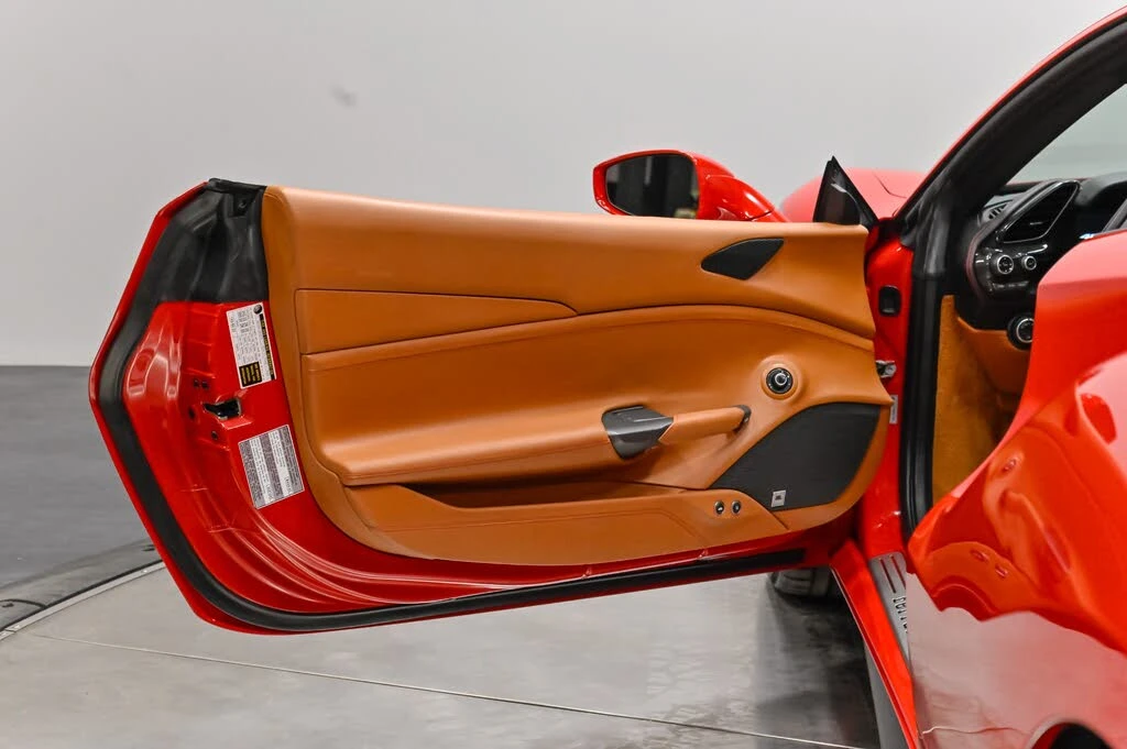 2018 Ferrari 488 GTB - Image 21 of 31
