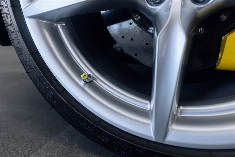2018 Ferrari 488 GTB - Image 10 of 31