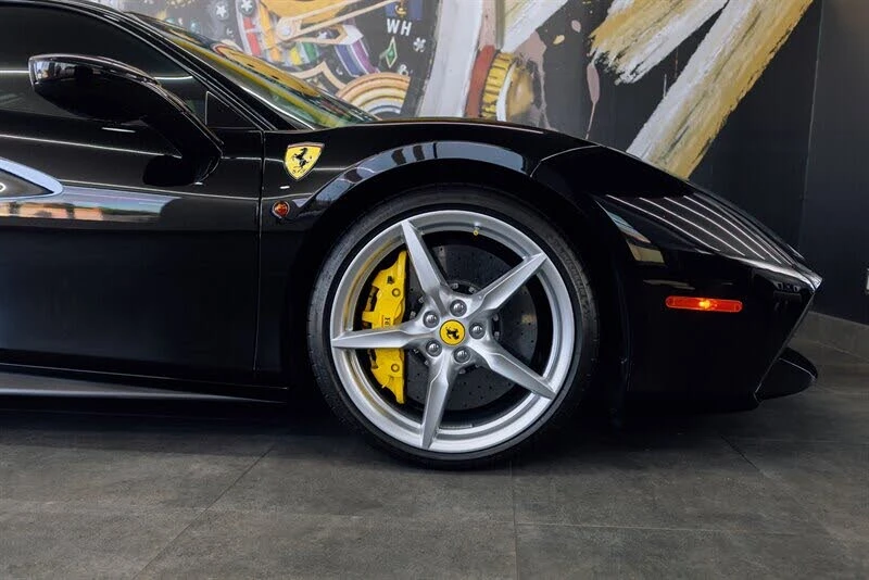 2018 Ferrari 488 GTB - Image 12 of 31
