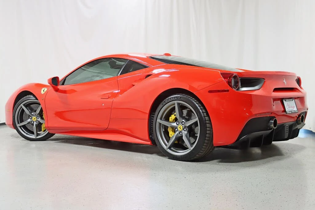 2018 Ferrari 488 GTB - Image 10 of 31