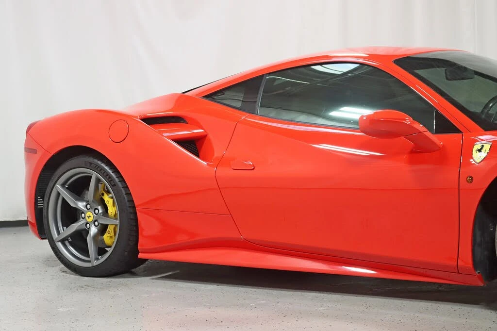 2018 Ferrari 488 GTB - Image 4 of 31