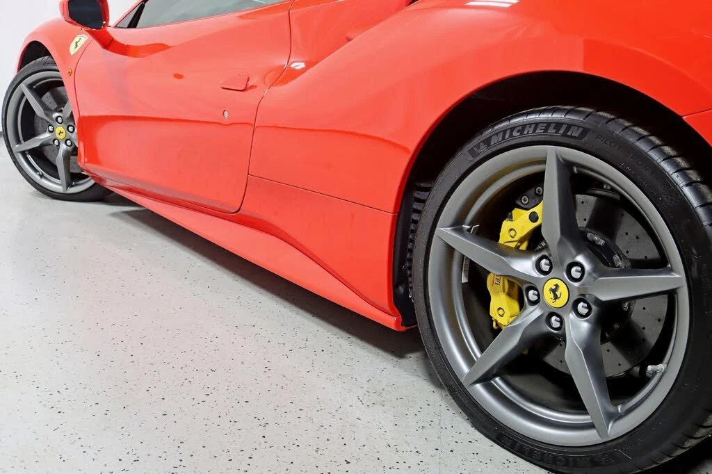 2018 Ferrari 488 GTB - Image 13 of 31