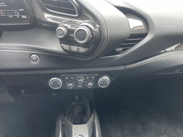 2018 Ferrari 488 GTB - Image 21 of 25